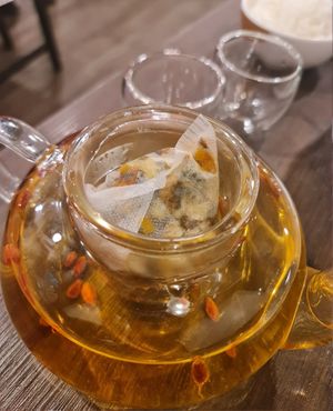 Chrysanthemum Tea ~ 3/02/22 at New Fut Kai Vegetarian 新佛界素食 in Central Singapore