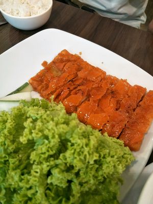 pork skin at New Fut Kai Vegetarian 新佛界素食 in Central Singapore