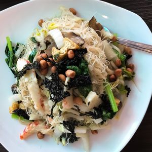 Xing Hua bee Hoon at New Fut Kai Vegetarian 新佛界素食 in Central Singapore