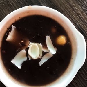 Red bean soup at New Fut Kai Vegetarian 新佛界素食 in Central Singapore