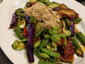 Sambal Brinjal, orca, long bean and petai at New Fut Kai Vegetarian 新佛界素食 in Central Singapore