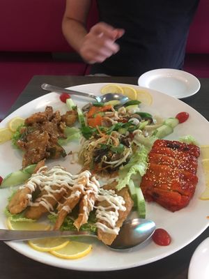 Share Platter at New Fut Kai Vegetarian 新佛界素食 in Central Singapore