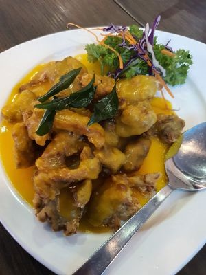 Pumpkin sauce mushroom (soggy) 😒 at New Fut Kai Vegetarian 新佛界素食 in Central Singapore