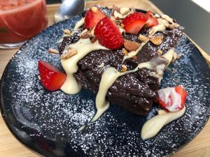 le dessert 😍  at Cafe Mutin in Geneva