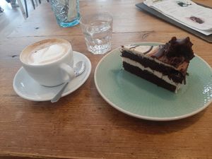 Chocolate cake & Cappuccino at Ausnahmsweise in Vienna