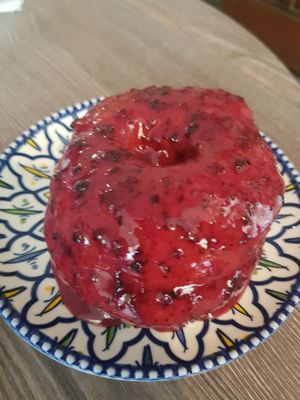 Berry glazing at Daddy Donut x Churros Cartel in The Hague