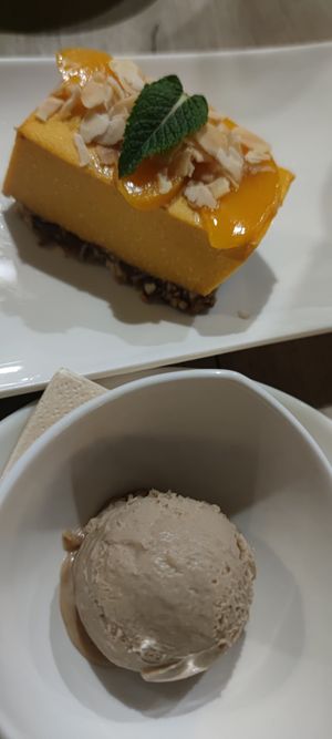 Mango cheesecake and ice cream at Manna 68 in Gdansk