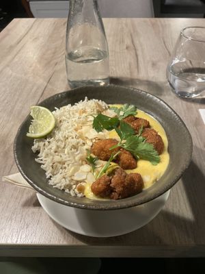 Cauliflower and pilau rice with saffron sauce  at Manna 68 in Gdansk
