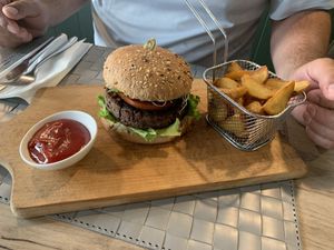 Burger at Manna 68 in Gdansk