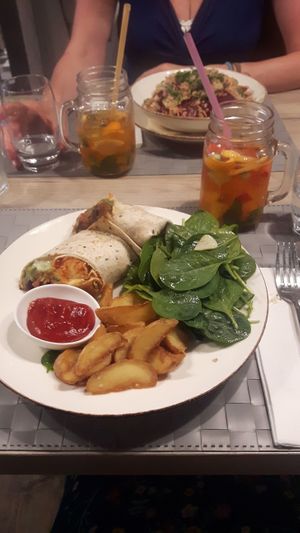 burrito z fasolą i dynią / bean and squash burrito at Manna 68 in Gdansk