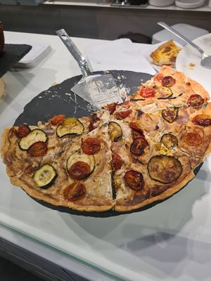 Vegan quiche at BON in Barcelona