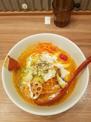 Spicy vegan ramen at Soranoiro Nippon in Tokyo