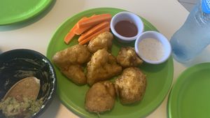 Fried cauliflower with buffalo sauce and ranch at Antojito Con Amor in Cancun