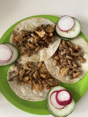 Garlic mushrooms tacos at Antojito Con Amor in Cancun