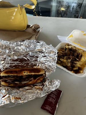 Hotdog y papas texmex super deli  at Antojito Con Amor in Cancun