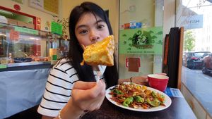 Currently craving for Aunty's cooking!! Very generous serving as well at Vegan for Longevity & Health in Auckland