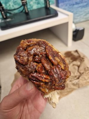  at Oakleaf Cakes in Boston