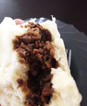 vegan daging (meat) pao at Maitry in 