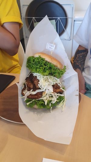 Vegan burger at Veggy Way in Sapporo