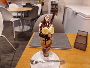 Chocolate and banana parfait at Veggy Way in Sapporo
