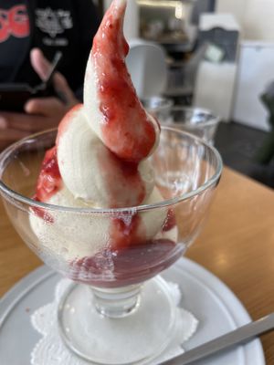 Soft ice with strawberry sauce  at Veggy Way in Sapporo