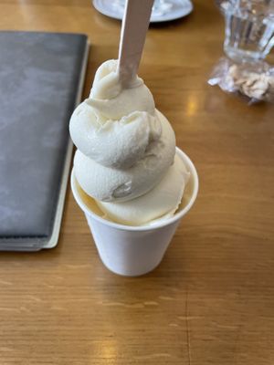 Regular soft serve  at Veggy Way in Sapporo