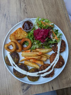 Platte mit allem. 😀 at Vegan House in Antalya