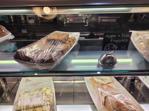 Apple and Date Flapjack (Vegan) #Veganuary at Cadwaladers in Criccieth