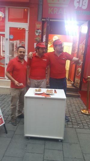 Kral Cigkofte, connecting people :) at Mr. CigKofte in Bucharest