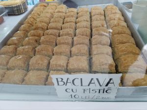 Bavlava at Mr. CigKofte in Bucharest