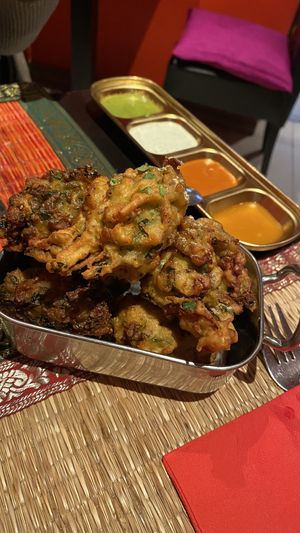 Pakora (vegano) verduras en tempura de garbanzo #Veganuary at Mayura in Barcelona