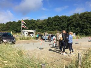 Schlange bei Sylter Suppen  at Sylter Suppen in List