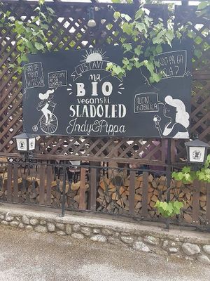 Indy&Pippa vegan ice cream sign at Gostilna Krištof in Kranj