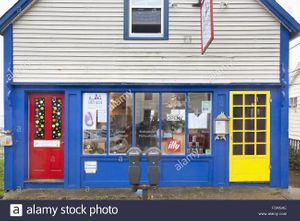 outside at The Savvy Sailor in Lunenburg