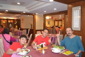 with my son Mike and friend El Kalinado at LianChi Ge in Taipei