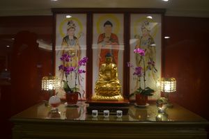 restaurant interior at LianChi Ge in Taipei