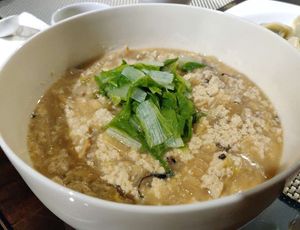 House noodle soup  at Meimen FángKōngDòng 梅門防空洞 in Taipei