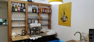 Bar at Omelette Delice in La Rochelle