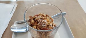 Crumble rhubarbe at Omelette Delice in La Rochelle