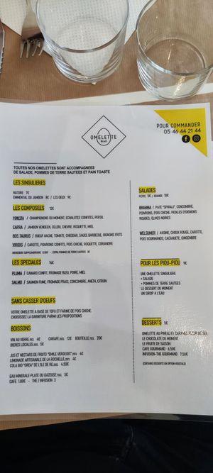Menu at Omelette Delice in La Rochelle