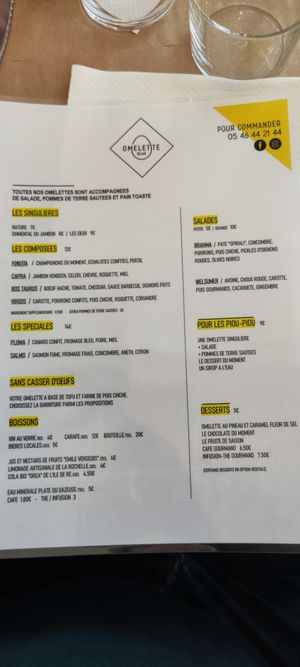 Menu full at Omelette Delice in La Rochelle