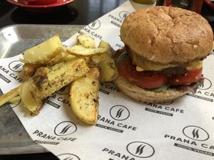 Quarter Pounder and Wedges at Prana Cafe in Leicester
