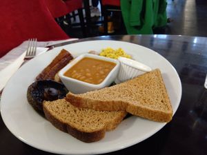 Full vegan breakfast at Prana Cafe in Leicester