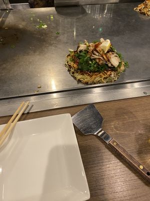 eat directly from the cooking stove   at Kamehameha - かめはめは in Kyoto