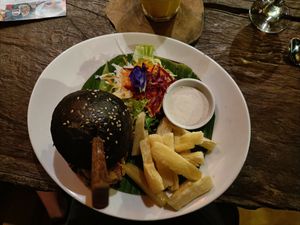 Crunchy jackfruit burger at Swasti Beloved Cafe in Ubud
