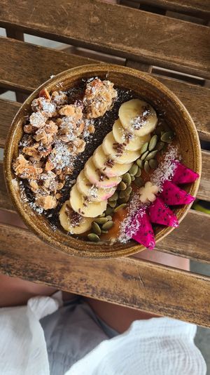 Tropical smoothie bowl at Indiana vegan Cafe & Yoga in Langkawi