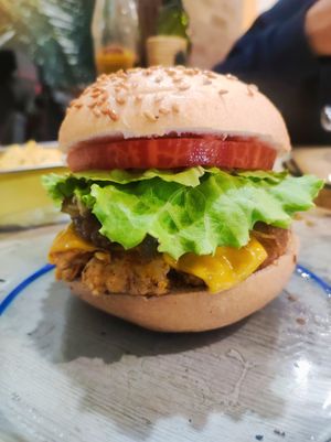 Hamburguesa h at Melemele Burguer in Zarautz