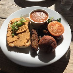 Vegan Breakfast at LS6 in Leeds