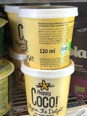 Coconut icecream at Bomercado in Lisbon