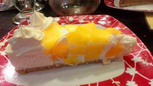 Cheesecake de mango at Mr. Food Vegan - Breña in Lima